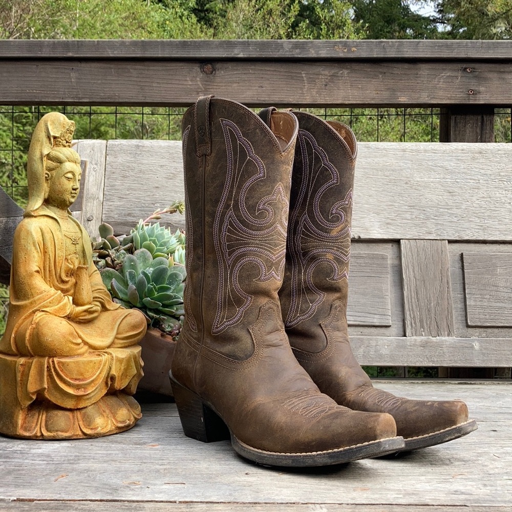 Ariat Roundup D Toe Western Boot Distressed Brown